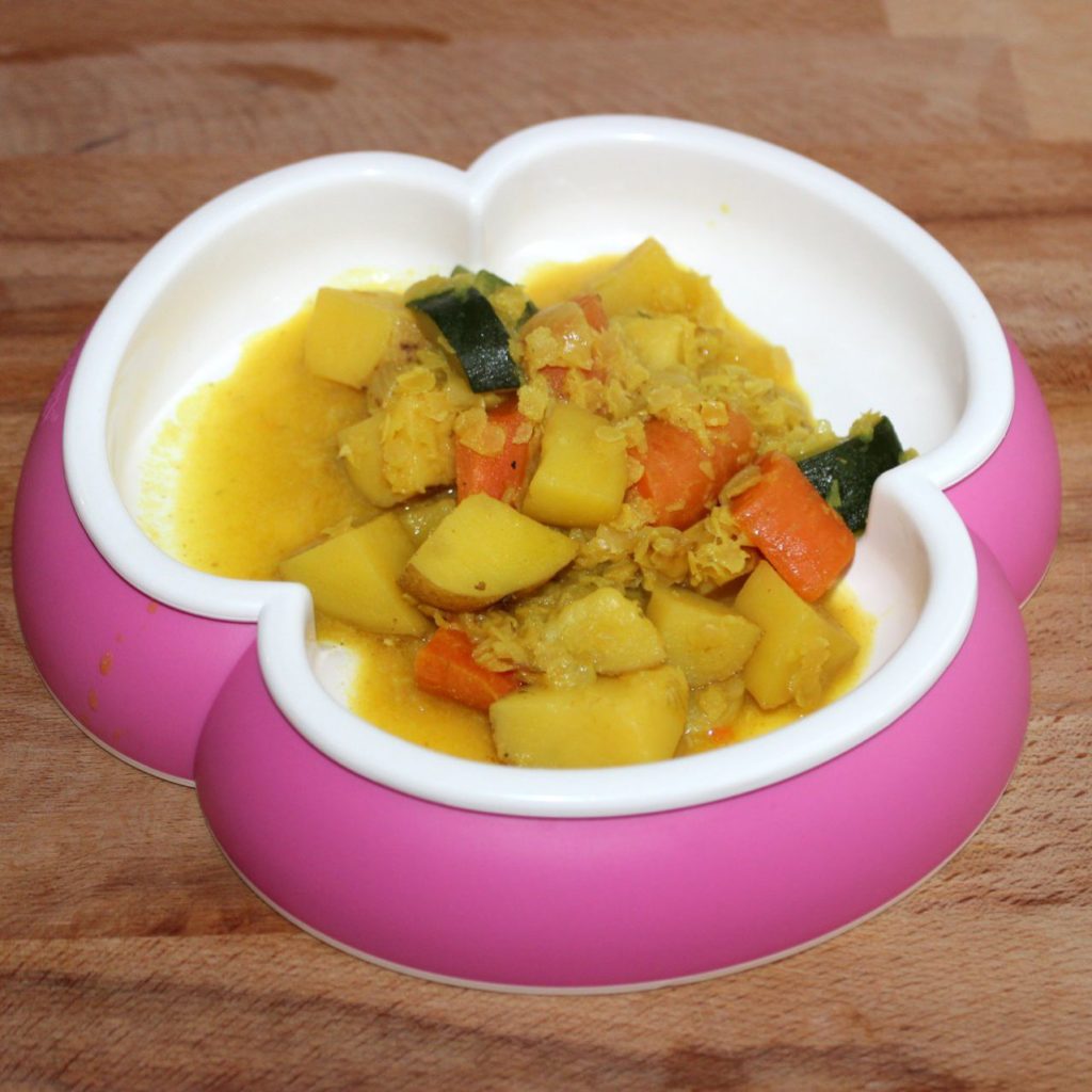 BLW-Rezept ab 9 Monaten: Gemüse-Curry mit Kichererbsen