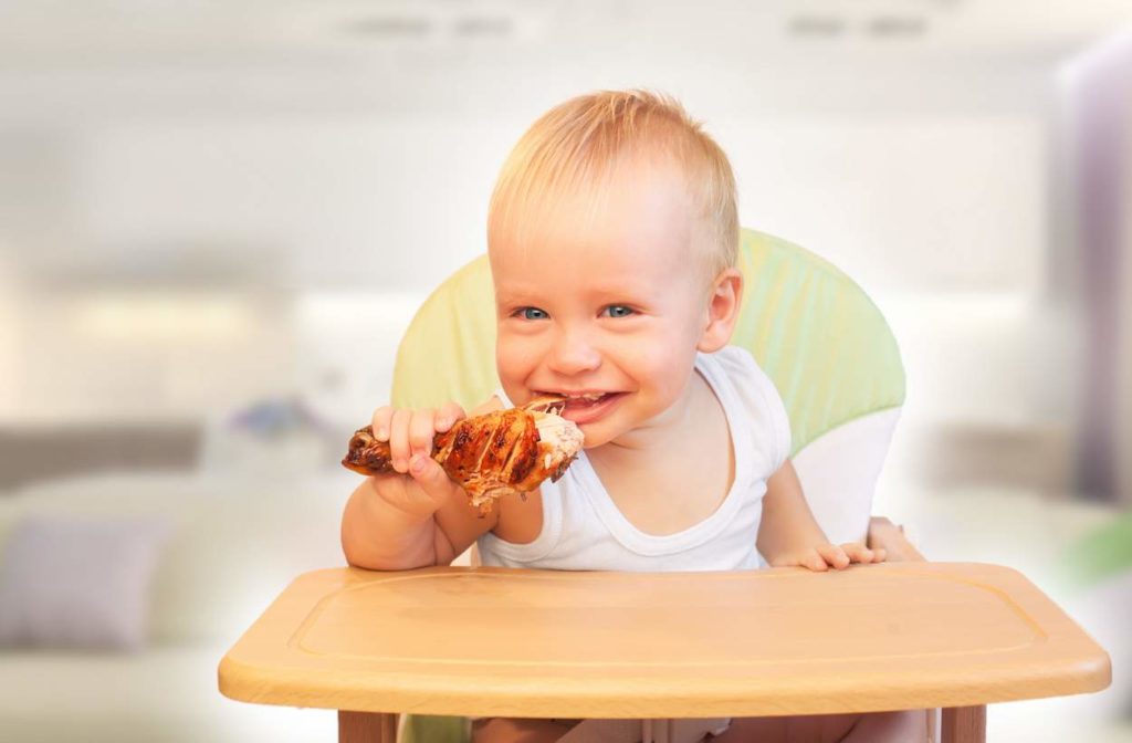 Ab wann dürfen Babys Hähnchen essen? Babyled Weaning