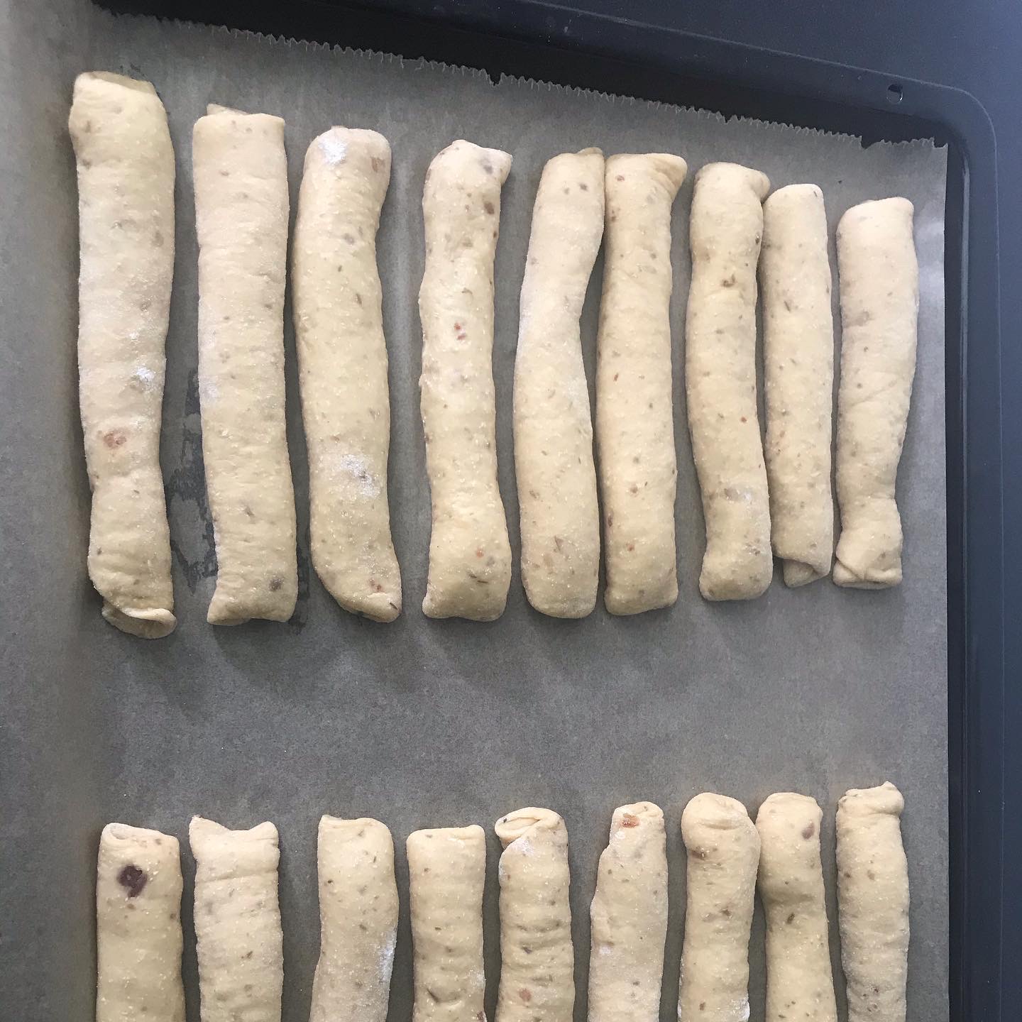 Zuckerfreie Einback aus Dinkelmehl | Babyled Weaning Familienrezepte