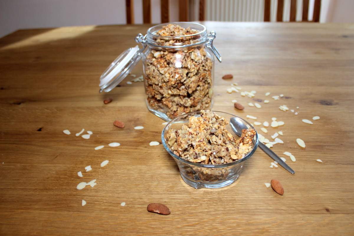 mandel granola ohne zuckerzusatz