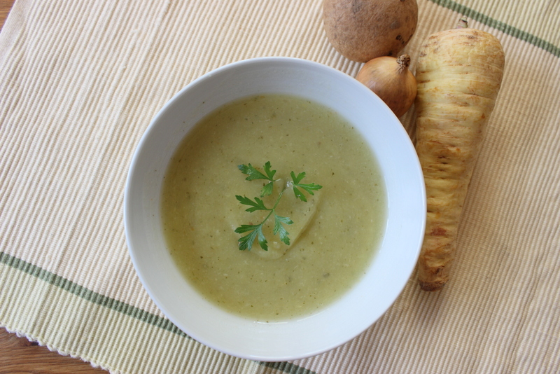 kartoffel pastinakensuppe mit kartoffeln