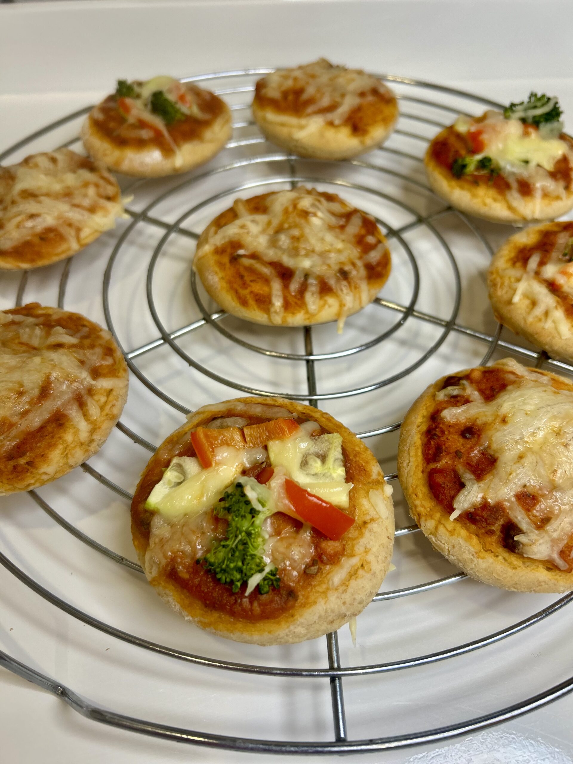 Gesunde Piccolini - Mini Pizzen für Kinder